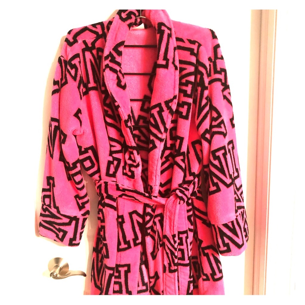 PINK Victoria Secret Bath Robe 💕